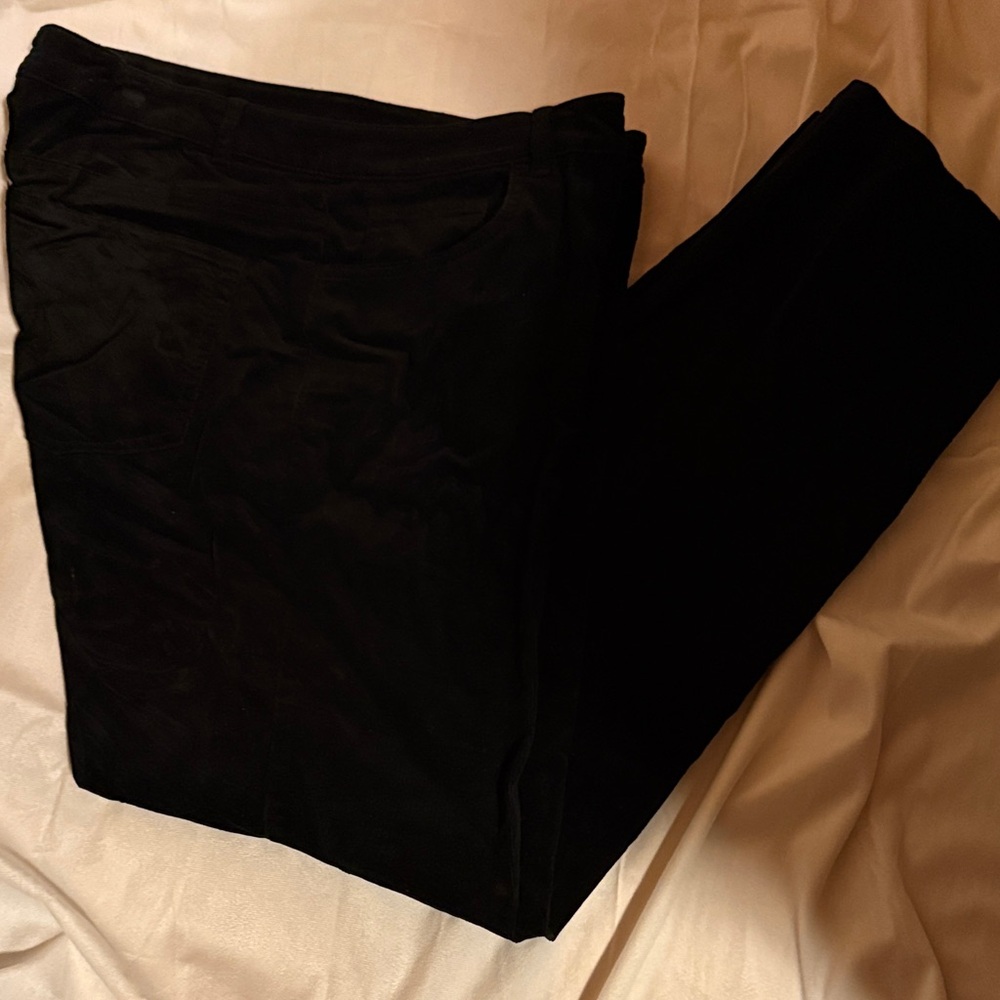 89- Chaps Classic Black Corduroy Pants